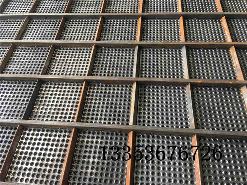 硅鐵渣方形搖擺篩的篩分和清網(wǎng)方式分為哪幾種？2